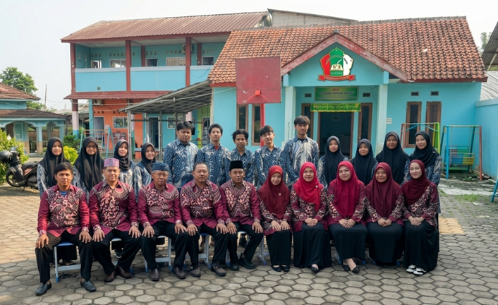 Foto_guru.png